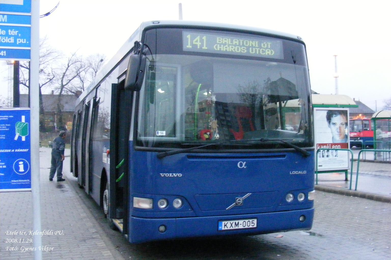 Busz KXM-005 1