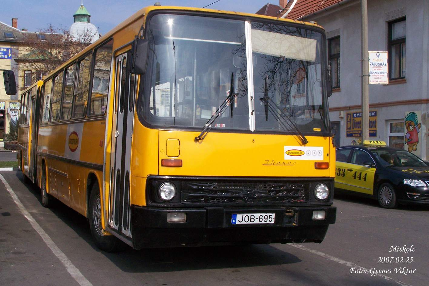 Ikarus 280-JOB-695
