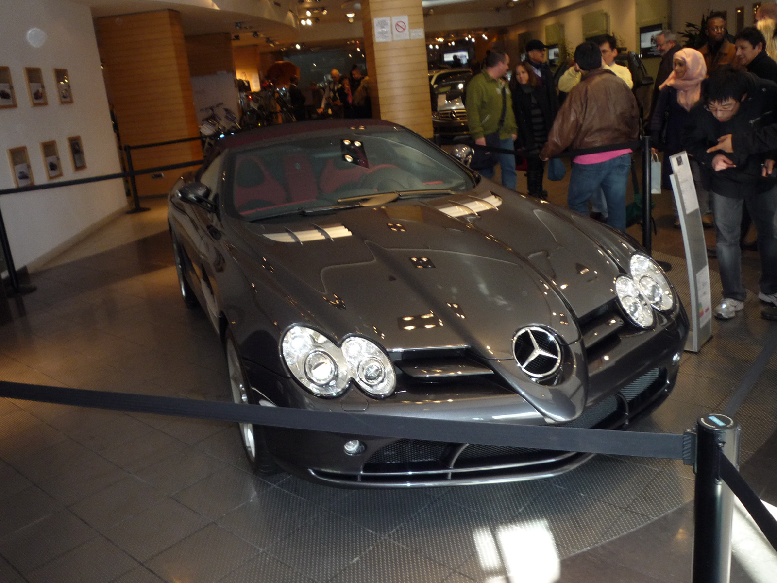 McLaren Mercedes SLR Roadster